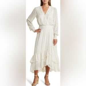 Romantic Size 8 Flowy Lilly Pulitzer Midi Dress in ivory & gold!